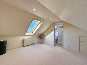 Photo 16- click for photo gallery